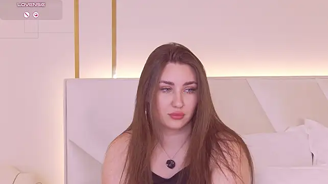 Chatroom XXX en direct de KiraBarlows