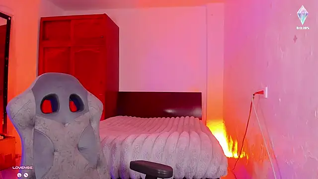 SebastianHilton: απευθείας συνομιλία ΧΧΧ