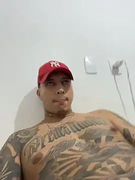 Ttinho live XXX chat