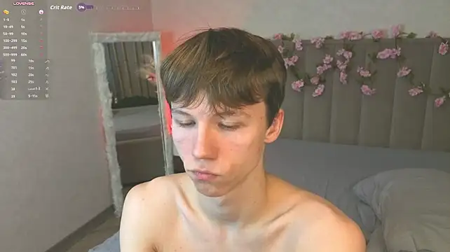 cuMte_boy élő XXX-chatje