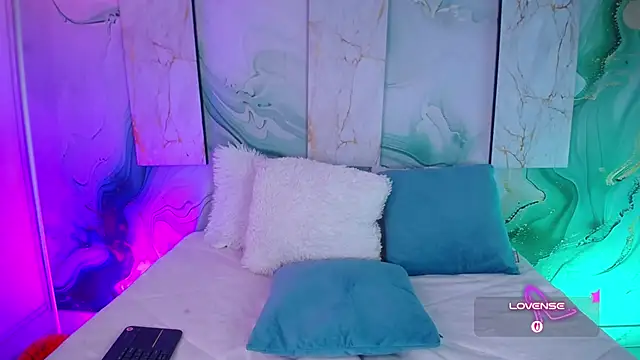MylaDreams XXX чат на живо