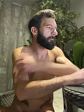 Czat XXX na żywo – Michel_huge