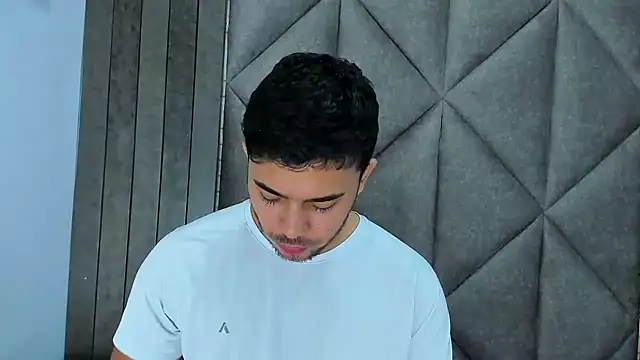 TylerWest_のライブXXXチャット