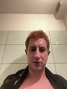 Pokazy przed kamerką – boytwink7