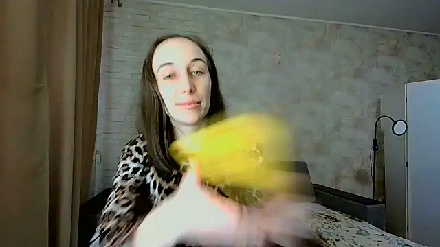 Anika_bloom live XXX chat