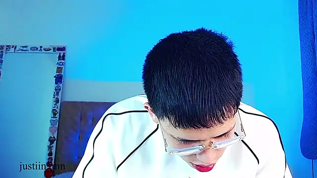 Chat XXX en directo de _justinmoon2