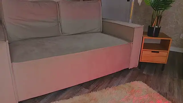 XXX chat uživo modela Sofi_Conner