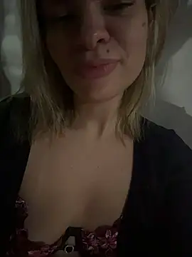 Chatroom XXX en direct de PeachChampagne
