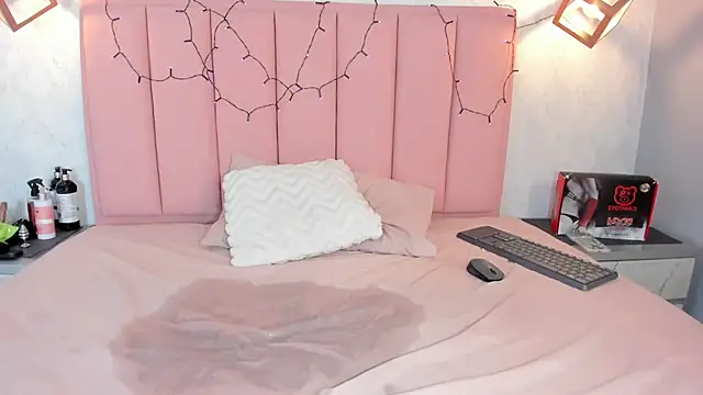 Chat XXX ao vivo de NINAMARTINS