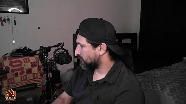 DevilPup75_ Live XXX-Chat