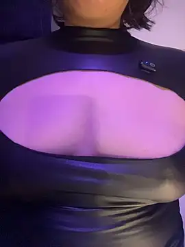 Zaphiro007's Live XXX Chat