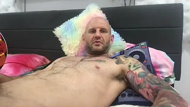 brianomally's Live XXX Chat