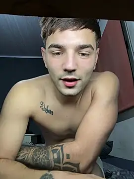 XXX chat uživo modela Gero2001arg