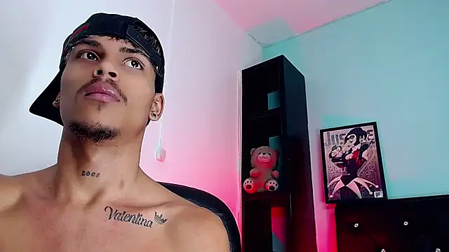 Angel_foxc13: απευθείας συνομιλία ΧΧΧ