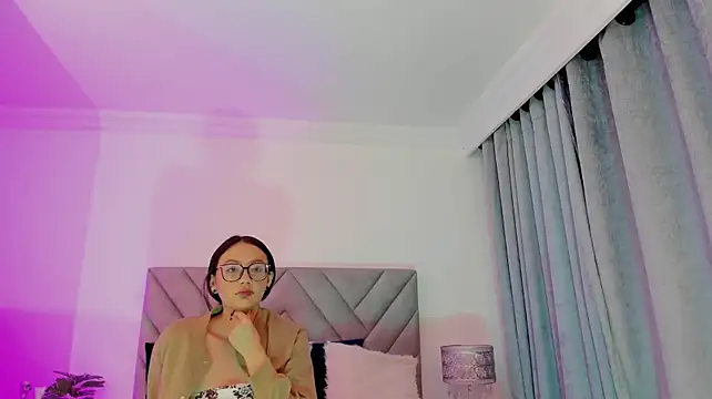 Chat XXX en directo de ravena_queen