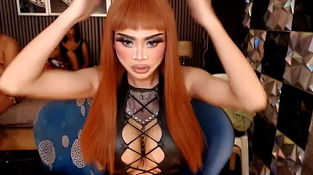 Živý XXX chat PrettyHorseCockTrans