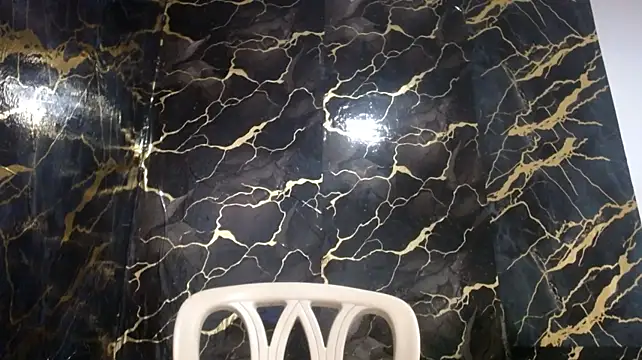 drako_monster Adlı Modelin Canlı XXX Sohbeti