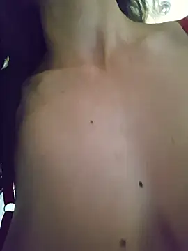 Chat XXX ao vivo de Trrishaxxx