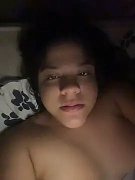 XXX chat uživo modela diamore3377