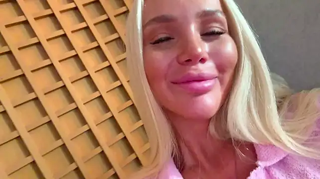 DanyelleFulenwider Chat XXX in diretta
