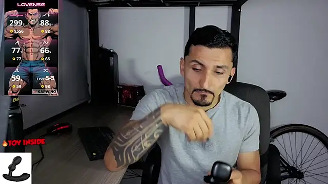 XXX chat uživo modela Marck_Muscle