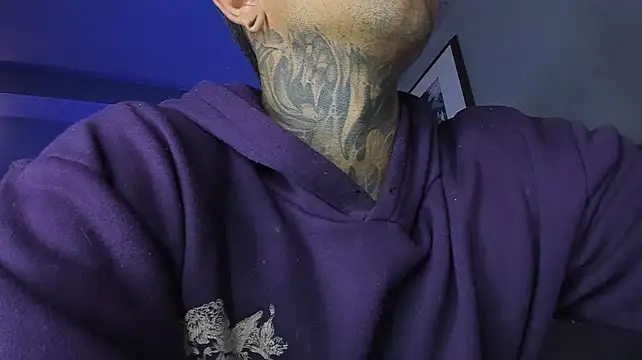 Travisttanner28 – Naživo XXX chat