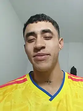 Cris-h Live XXX Chat