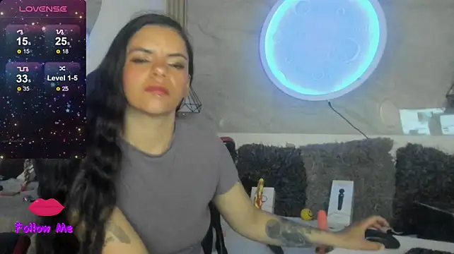 แชท XXX สดของ natasha_logan_