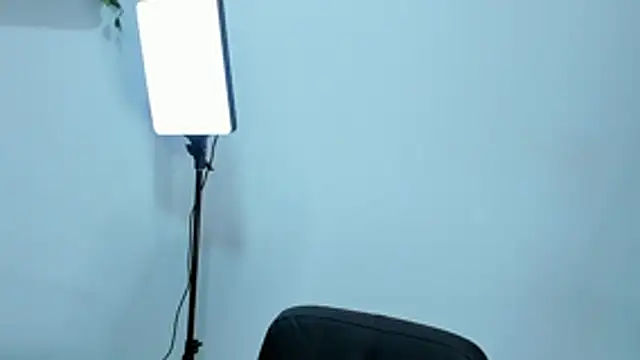 TylerWest_ Live XXX-chat