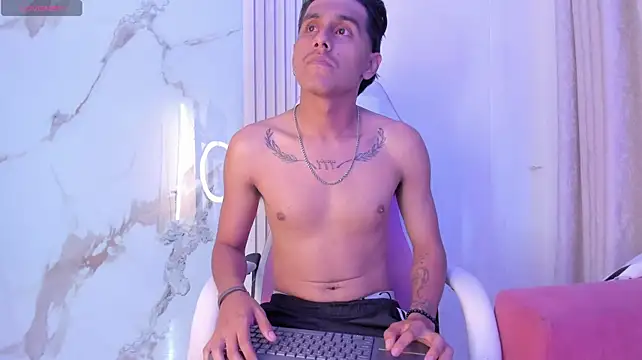Chat +18 de oliverSky_ ao vivo