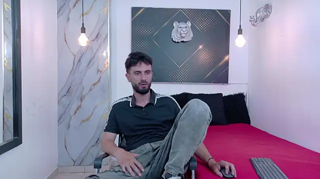 KingOfTemptation élő XXX-chatje
