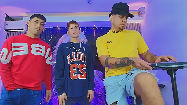 The_Boy_King_ XXX чат на живо