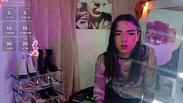 candyy_13: онлайн-секс-чат