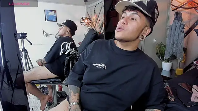 Bill33_ Live XXX-chat