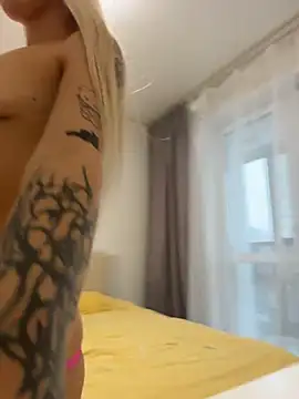 NewLale élő XXX-chatje