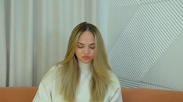 AnitaVenture Chat XXX in diretta