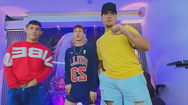 Czat XXX na żywo – The_Boy_King_