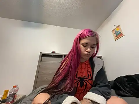 Jynx420friendly Adlı Modelin Canlı XXX Sohbeti