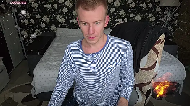 XXX chat uživo modela Vuitton