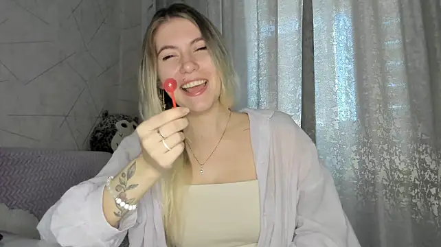 KatieLesco live XXX chat