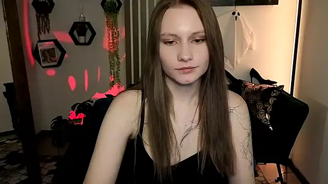 ElodieRenaud's Live XXX Chat