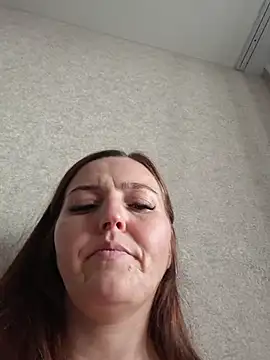 MilaMature Live XXX Chat