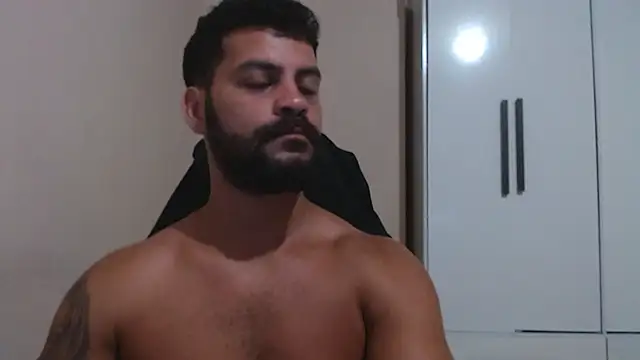 Chatroom XXX en direct de kingofdeath7