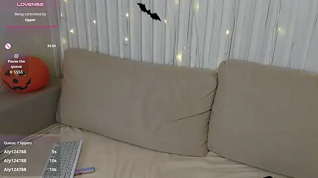 Kelly_Powell Chat XXX in diretta