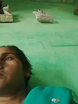Rinee_iohtuh2 live XXX chat