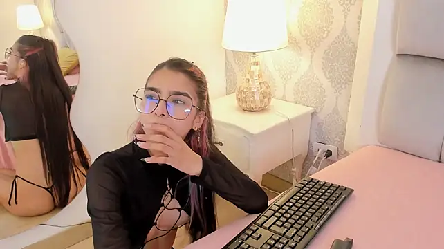 Chat XXX ao vivo de megan_rose___