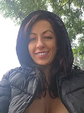 Risky_woman Chat XXX live