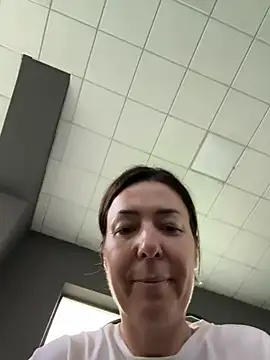 Chat +18 de eveangelll ao vivo