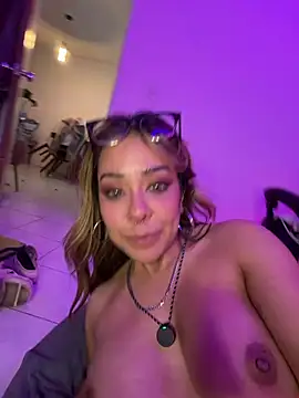 LilEuphoria live XXX chat