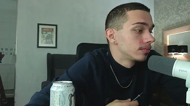 Chat +18 de KaydenDrew ao vivo